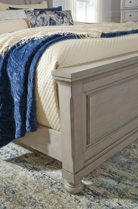 Signature Design by Ashley® Lettner Light Gray King Sleigh Bed-2