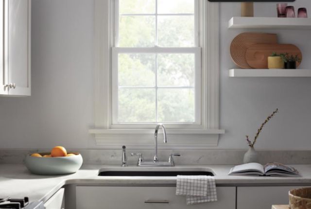 Peerless Elmhurst® Chrome 2-Handle Kitchen Faucet with Spray-3