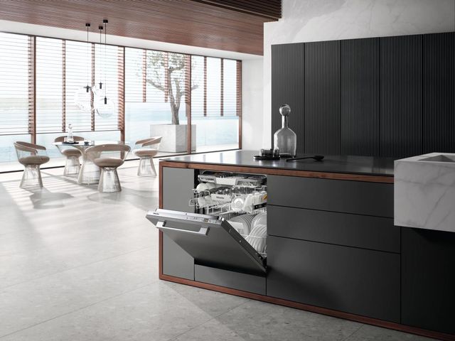 Luxury Kitchen with Miele Dishwashers