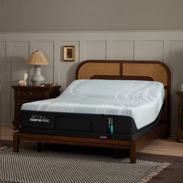 Tempur-Pedic® TEMPUR-ProAdapt® 12" TEMPUR-Material™ Medium Smooth Top King Mattress-1