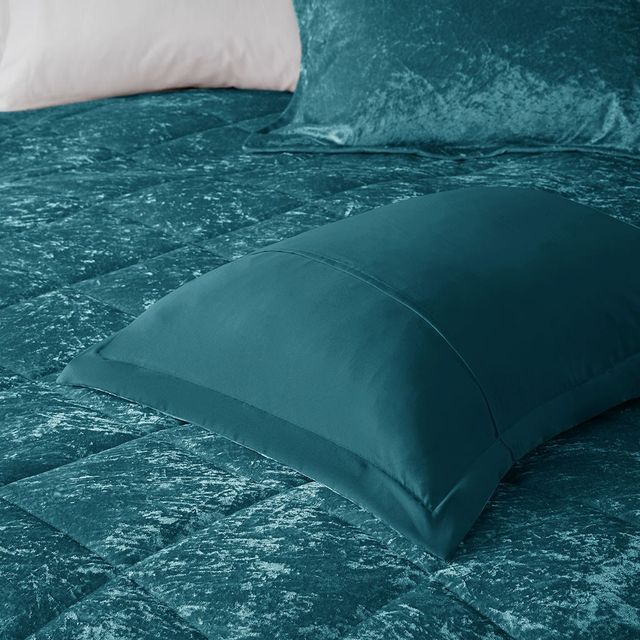 Olliix by Intelligent Design Felicia Teal Full/Queen Velvet Comforter Set-3