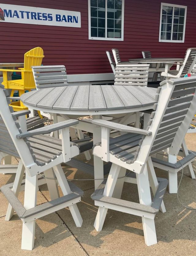 60" Round Bar Height Table with 6 Roll Back Swivel Bar Chairs-3