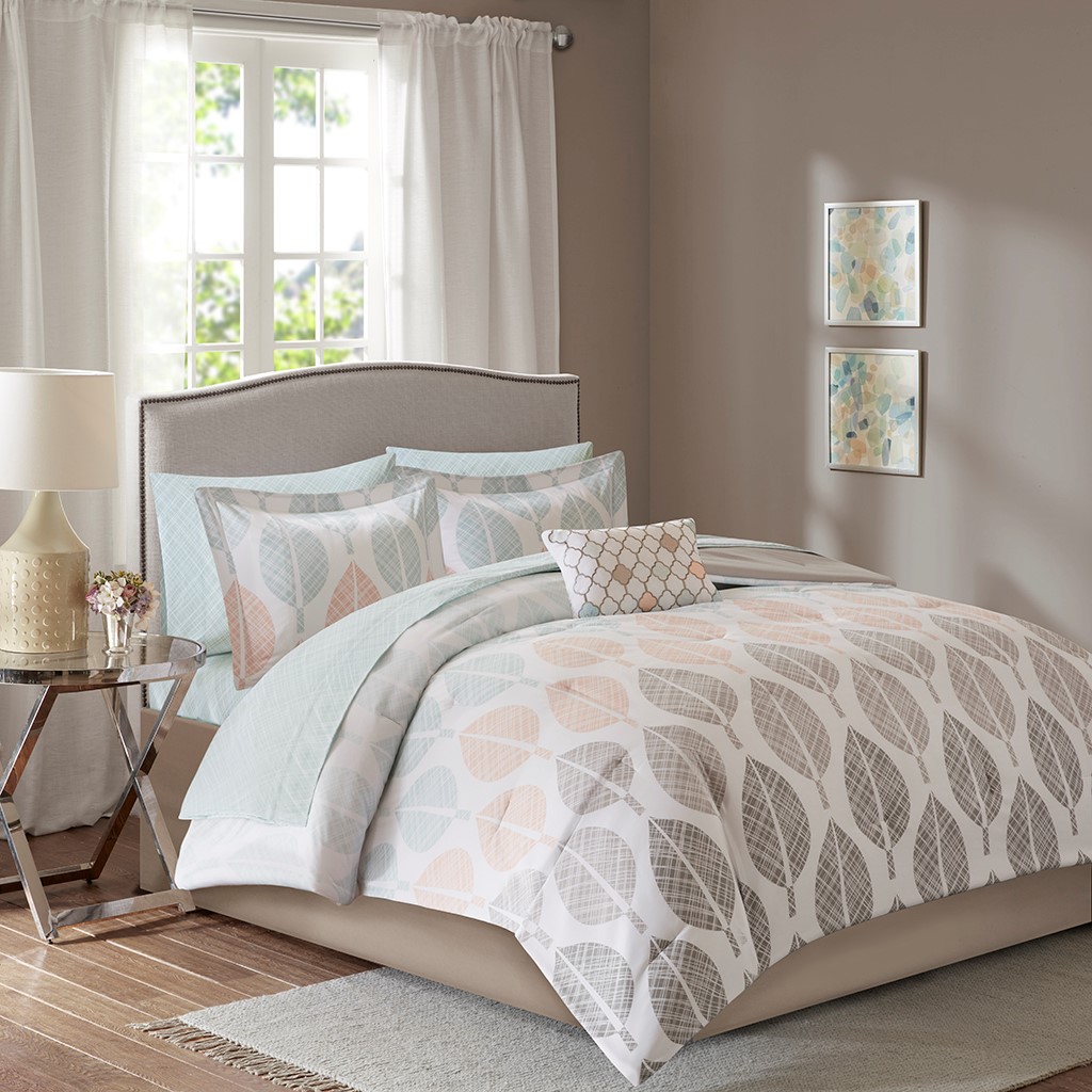 Olliix by Madison Park Essentials Coral/Green California King Central Park Complete Comforter and Cotton Sheet Set