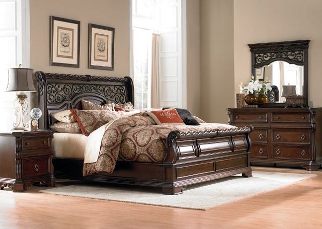 Liberty Furniture Arbor Place 4-Piece Brownstone Queen Sleigh Bedroom Set-9