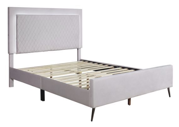 Milton Greens Stars Light Gray Eastern King Lattice Platform Bed-3