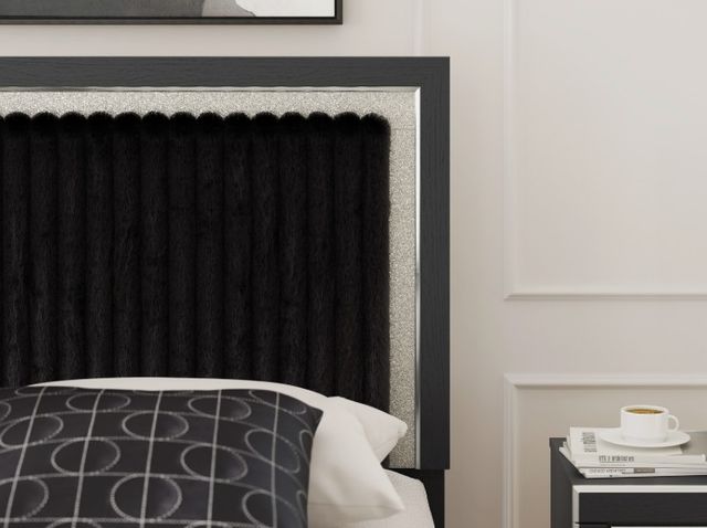 Signature Design by Ashley® Birmonton Black Queen Upholstered Panel Headboard-2