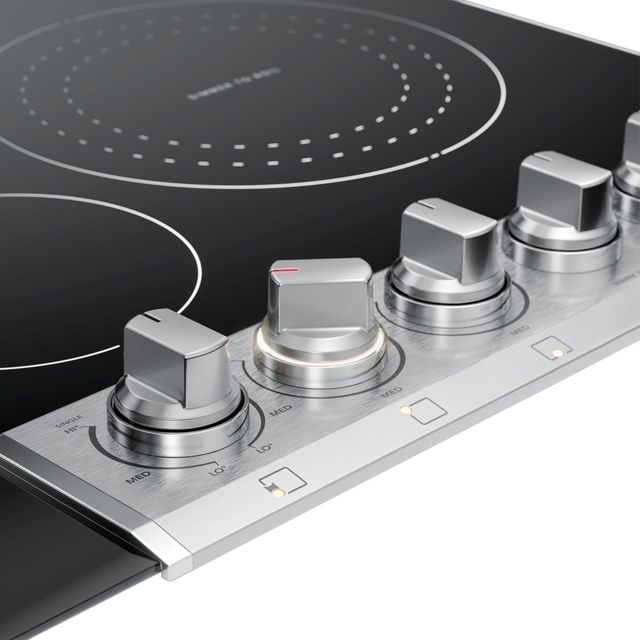 Frigidaire Professional® 30" Stainless Steel Electric Cooktop-4