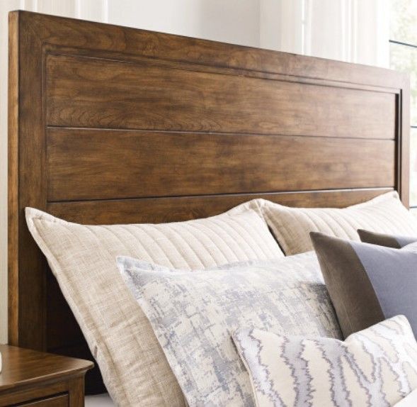 Kincaid® Abode Schafer Brown Queen Panel Bed-1