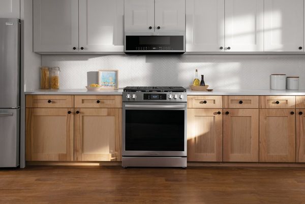 Frigidaire Gallery 30" Smudge-Proof Stainless Steel Slide In Gas Range