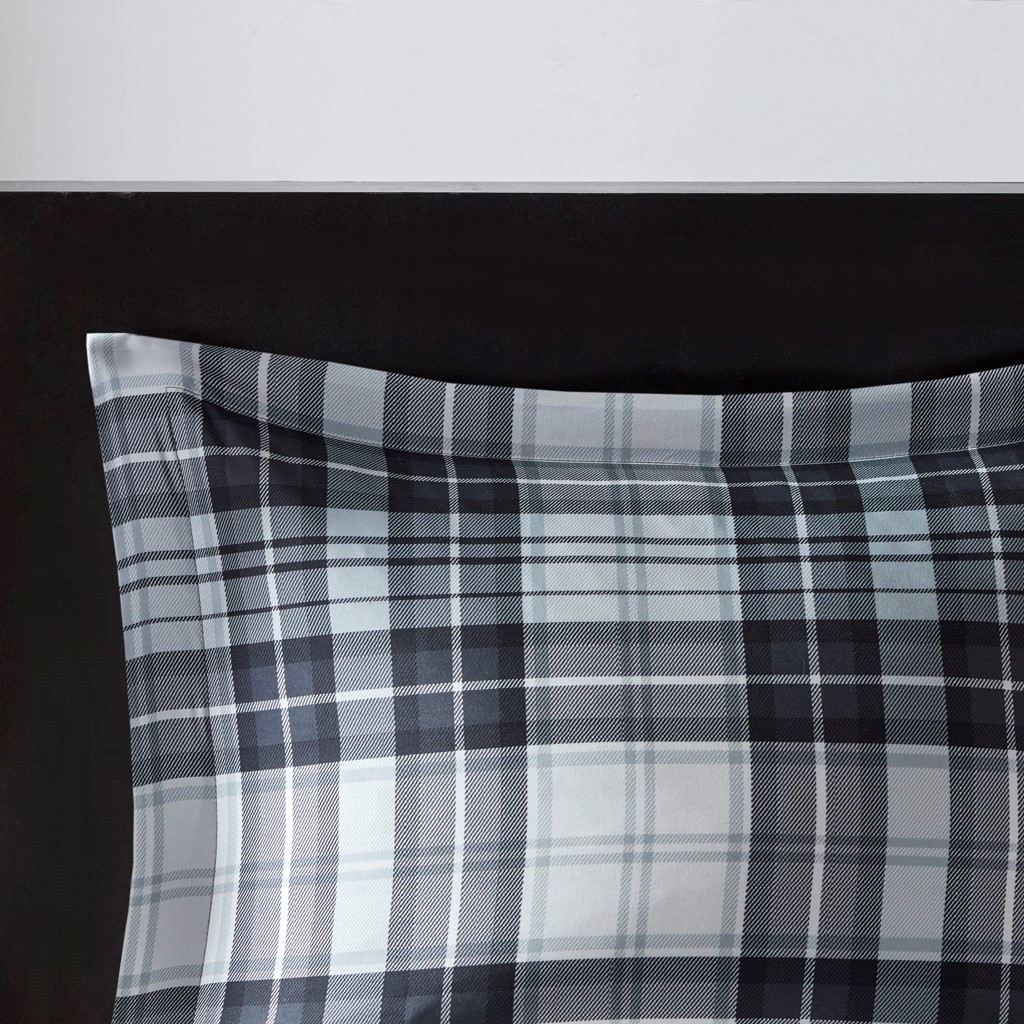 Olliix by Madison Park Essentials Parkston Black and White