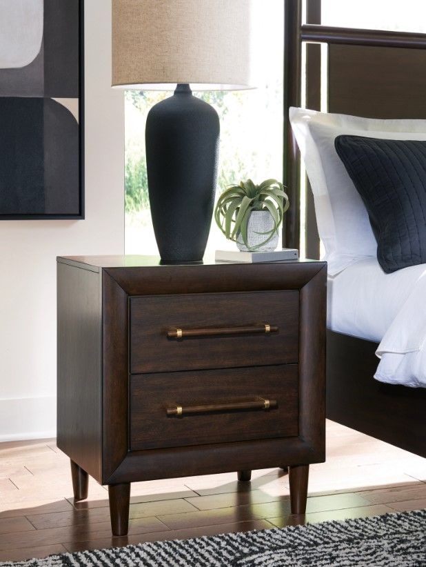 Benchcraft® Dantenton Merlot Nightstand-1