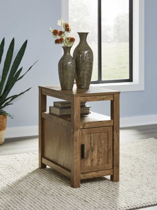 Signature Design by Ashley® Fendenmore Brown End Table-1