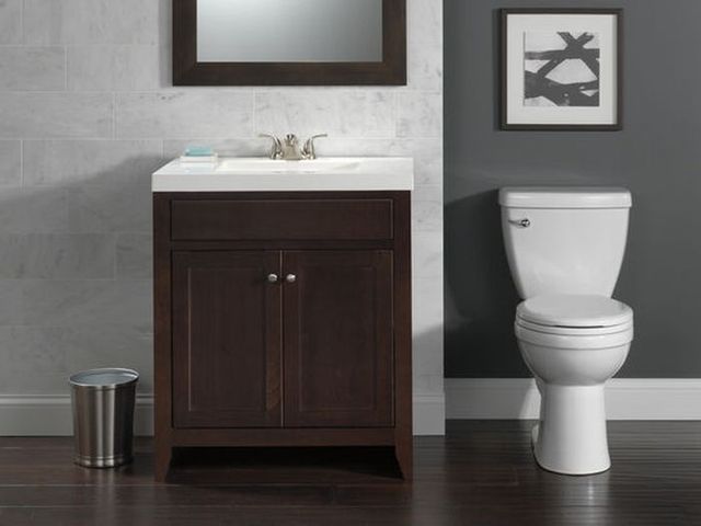 DELTA Sanborne® White Elongated Slow-Close Toilet Seat-3