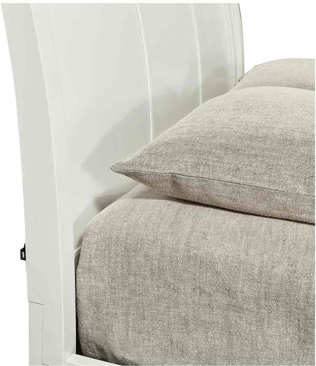 aspenhome® Cambridge White Queen Sleigh Bed-2