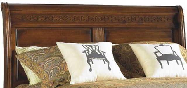 Durham Furniture George Washington Architect Vernon Queen Sleigh Bed With Low Footboard-2