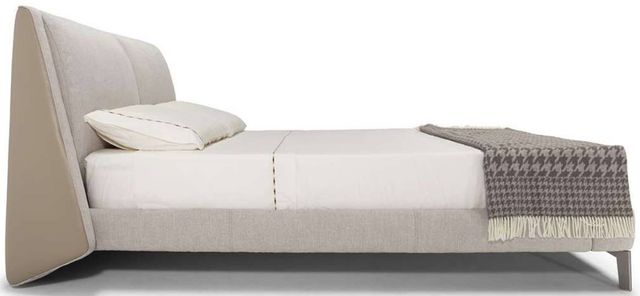 Natuzzi Editions Customizable Cuzco King Upholstered Platform Bed-2