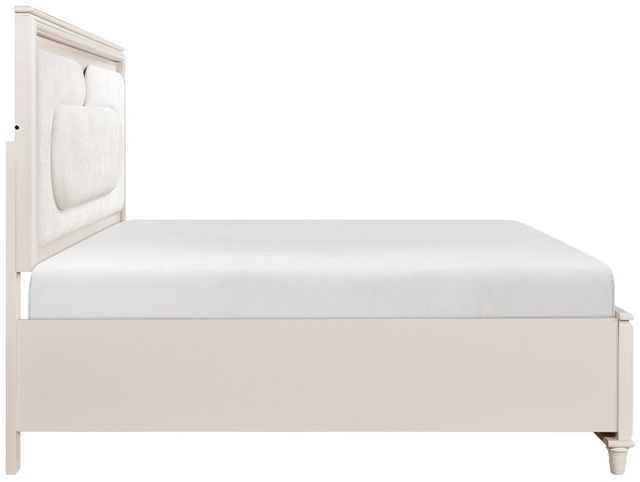 Homelegance® Montrose White Queen Platform Bed with Footboard Storage-3