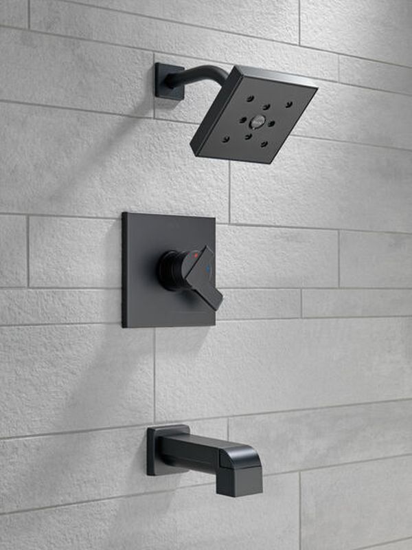 Delta Ara® Monitor® 17 Series H2Okinetic® Matte Black Tub & Shower Trim-2