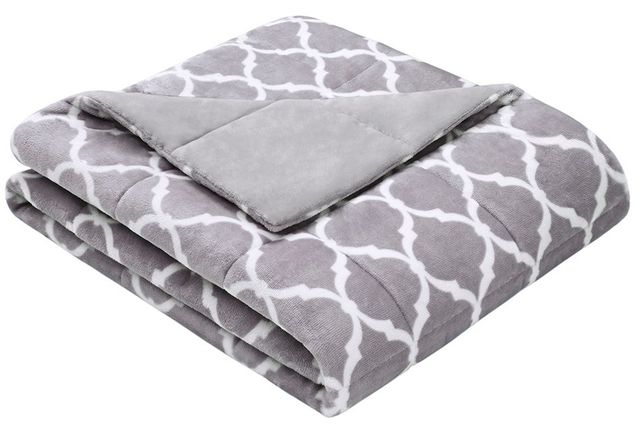 Olliix by Madison Park Oversized Ogee Grey Down Alternative Throw-0
