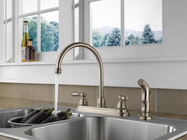 Peerless Claymore® Stainless 2-Handle Kitchen Faucet-2