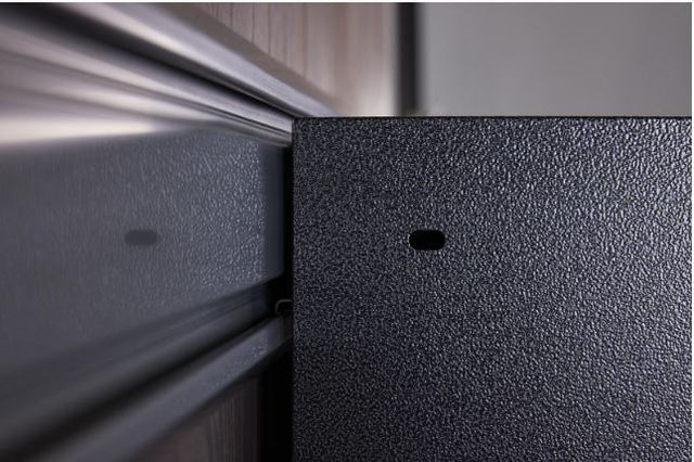 Gladiator® Silver Flex Cabinet System Bracket -1