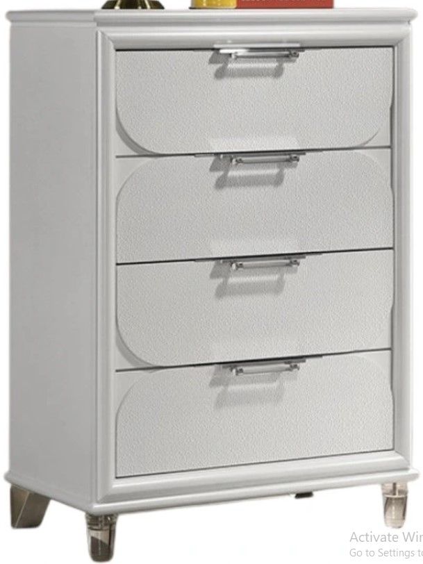 Furniture of America® Lareina Pearl White Chest-0