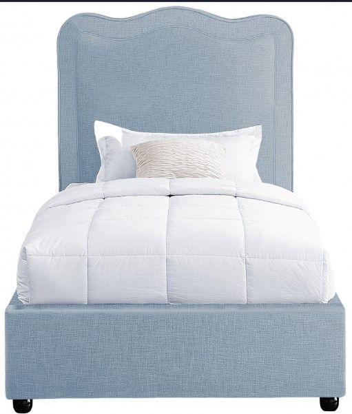Meridian Furniture Felix Light Blue Queen Bed-1