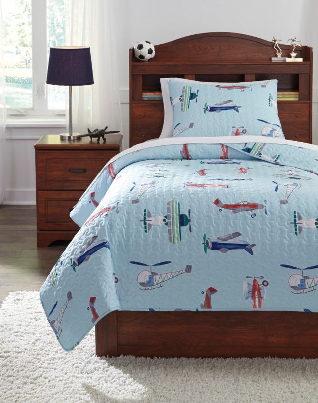 Signature Design by Ashley® McAllen Full Quilt Set-2