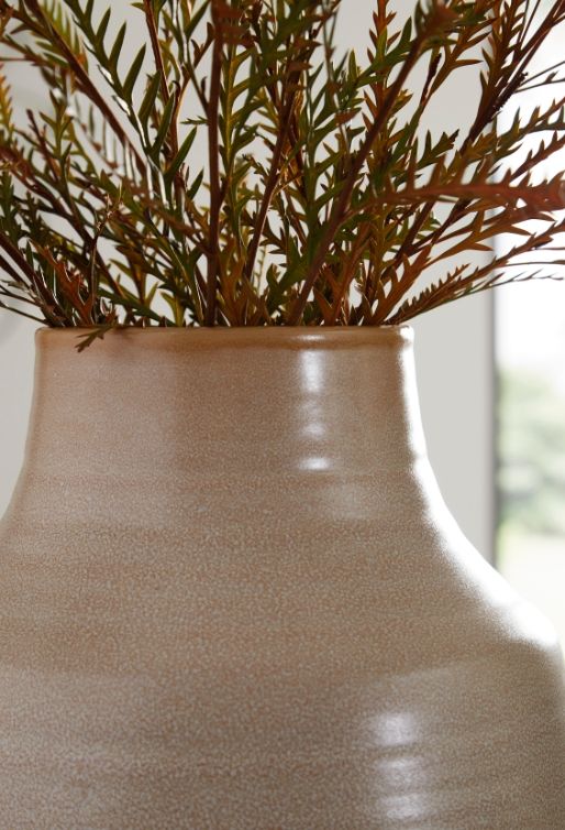 Signature Design by Ashley® Millcott 2-Piece Tan Vase Set-4