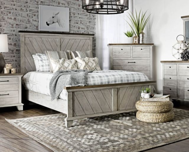 Steve Silver Co. Bear Creek White Smoke King Panel Bed-1