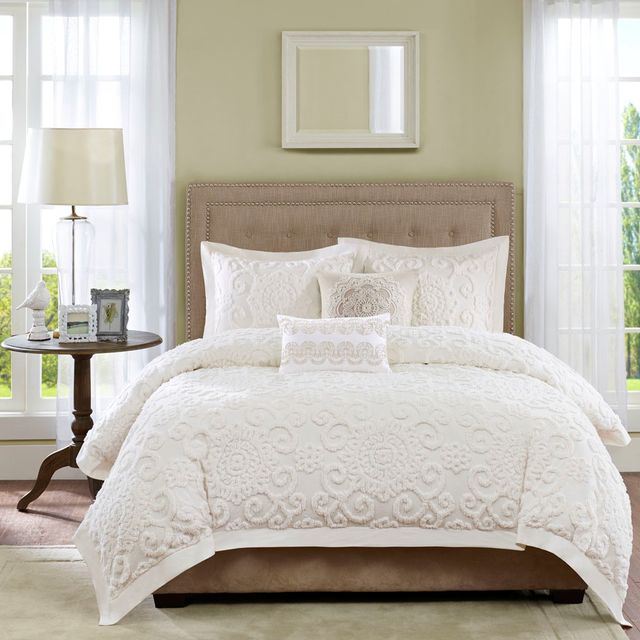 Olliix by Harbor House Suzanna Ivory Full/Queen Cotton Comforter Mini Set-1