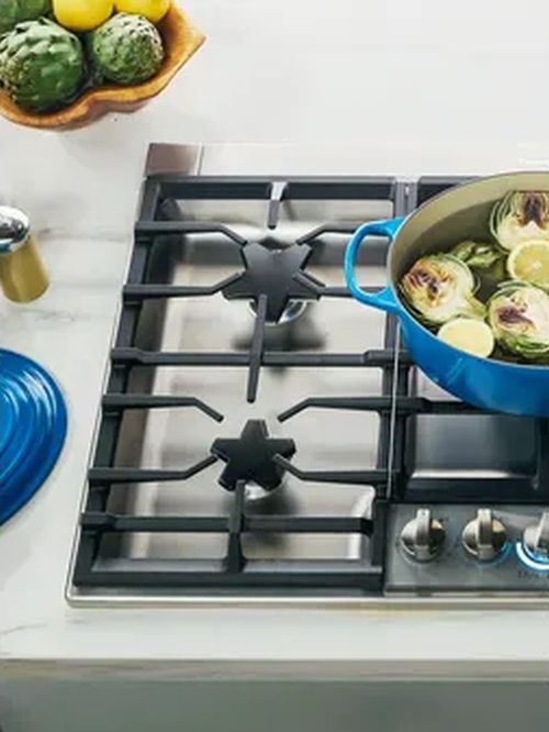 Thermador® Masterpiece® Pedestal Star® 36" Stainless Steel Natural Gas Cooktop-2
