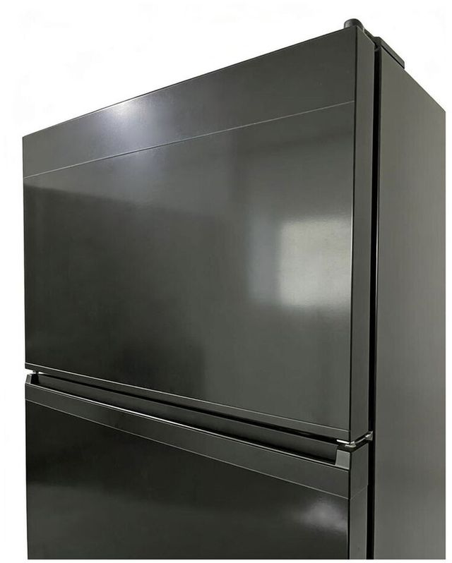 Verona® 30” 21 Cu. Ft. Black Top Freezer Refrigerator-3