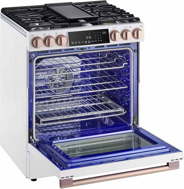 Cuisinière au gaz encastrée de 30 po LG Studio® de 6.3 pi³ - Blanc essence-9