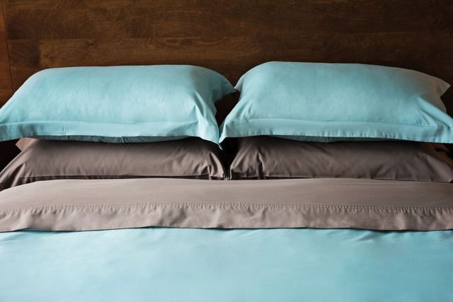 Zenima® Bamboo Rayon and Polyester Charcoal Gray Queen 220 Thread Duvet Cover-0