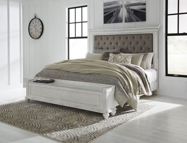 Benchcraft® Kanwyn Whitewash King Storage Panel Bed-1