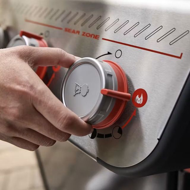 Weber® Spirit® E-325 3-Burner Black Freestanding Liquid Propane Grill-3