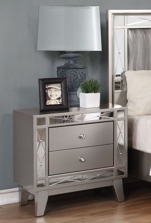Coaster® Leighton 5-Piece Metallic Mercury Queen Panel Bedroom Set-2
