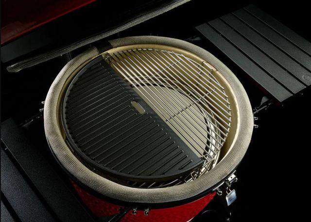 Kamado Joe® Big Joe® 24" Black Grill Griddle-3