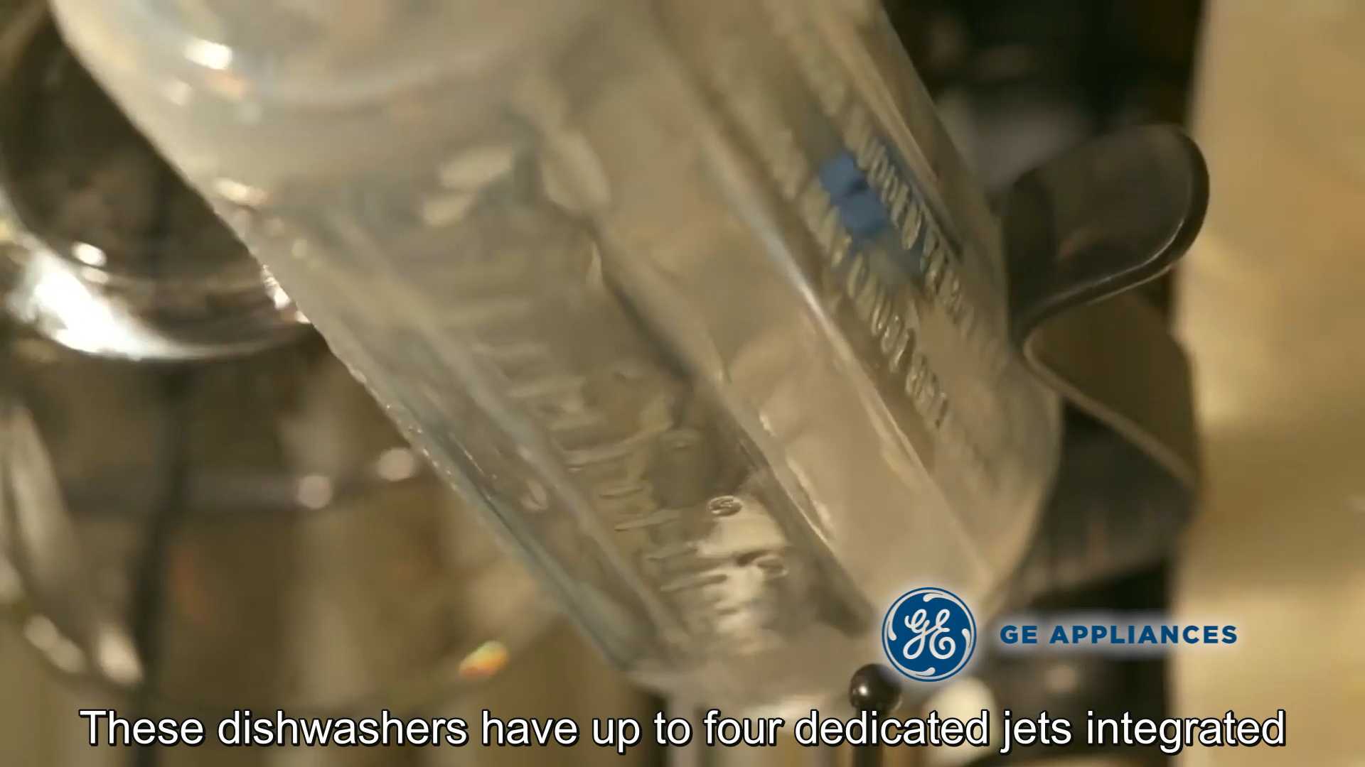 9ff8e9aa-feed-4043-b9b9-eb9e323c5680.mp4