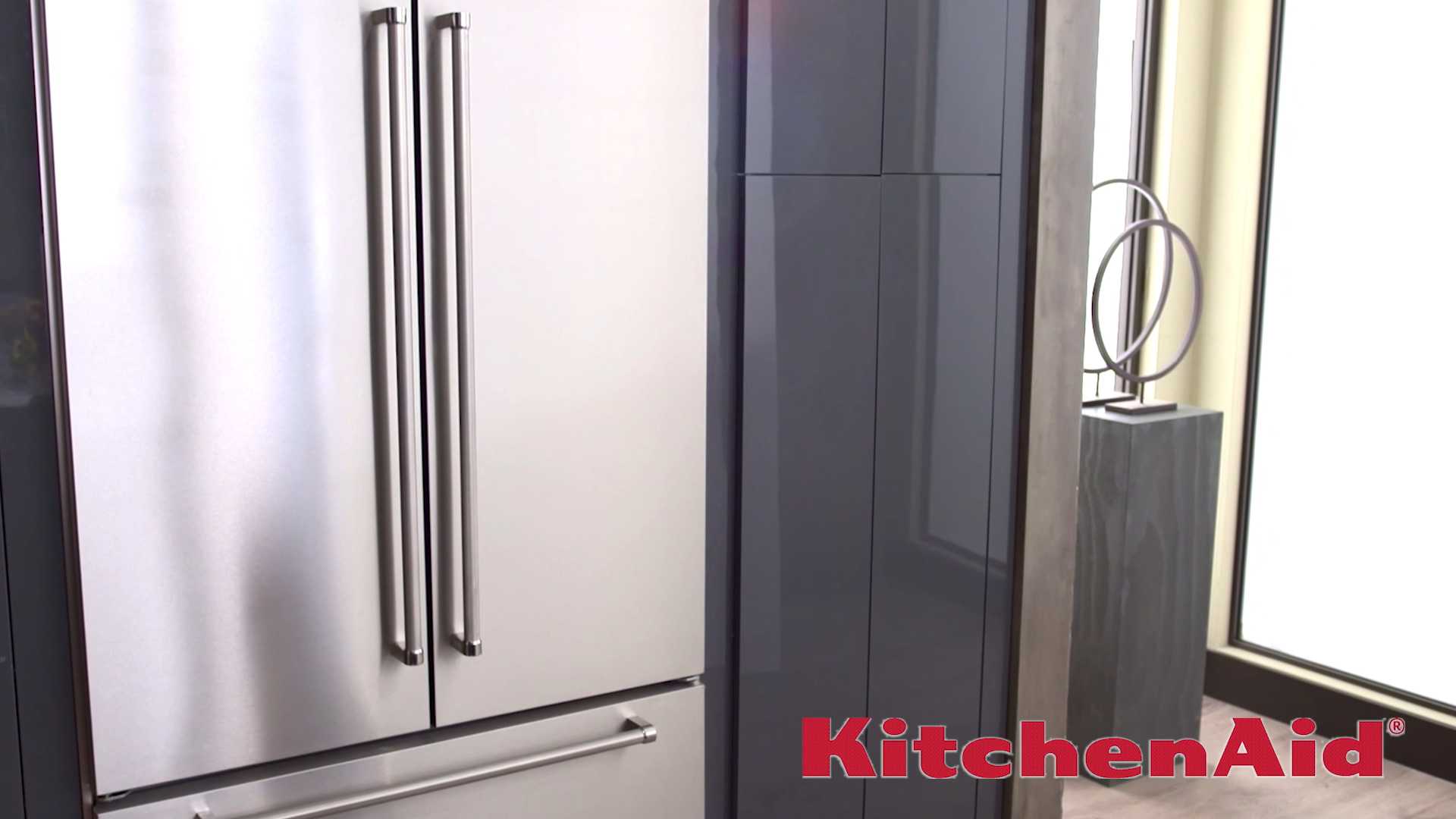 861d689b-03ec-4daf-8a37-5bd30a6713b5.mp4