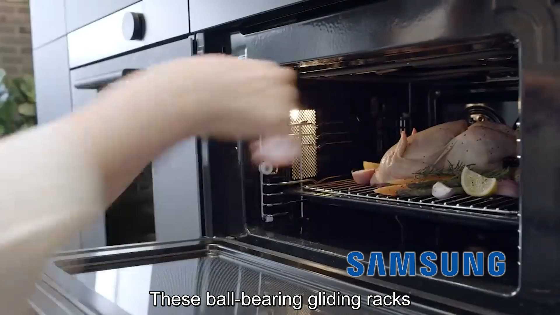 Samsung Ranges And Wall Ovens Gliding Rack CC.mp4