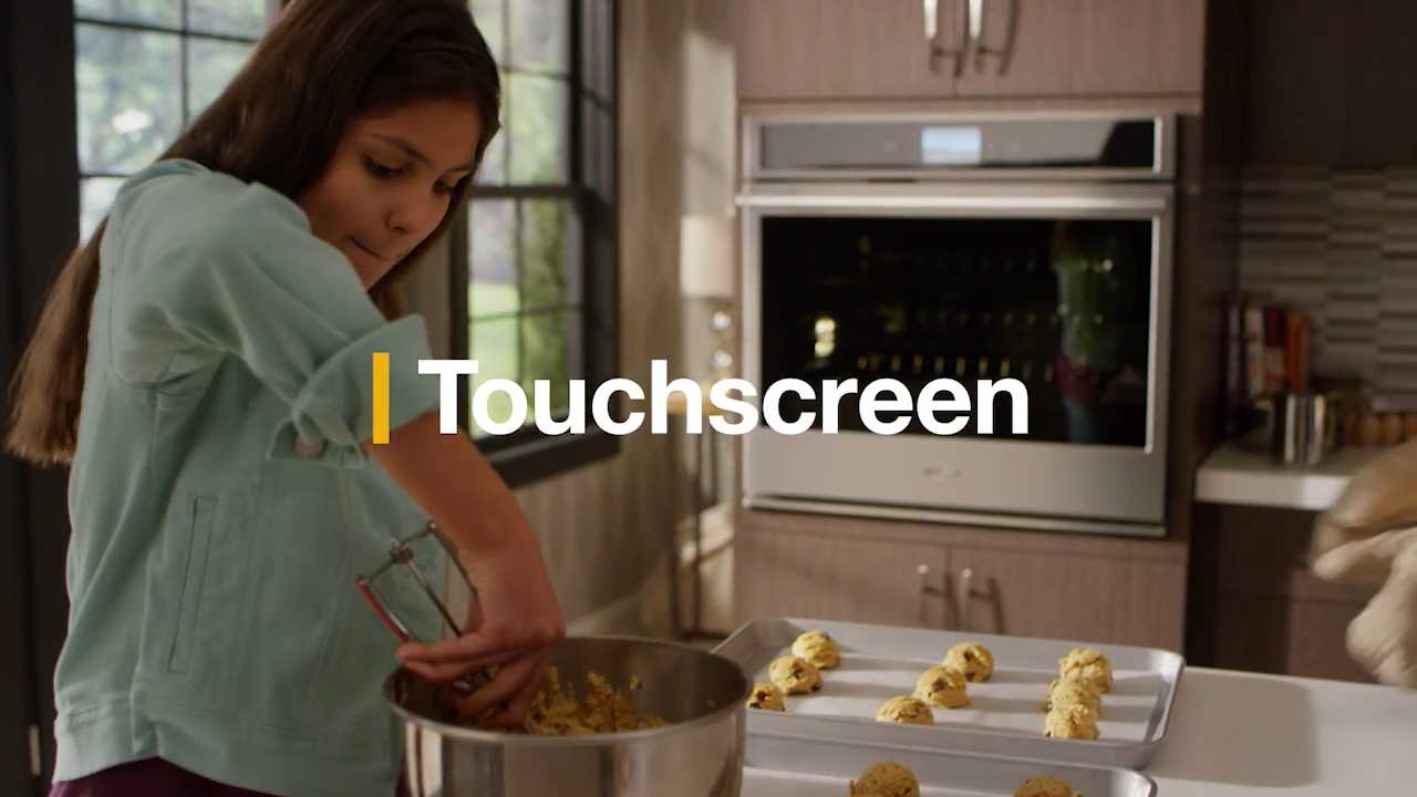 Wpc-22799-Whirlpool-Wall-Ovens-Touch-Screen-Alt-720 CC.mp4