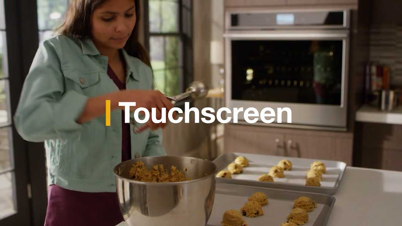 Wpc-22799-Whirlpool-Wall-Ovens-Touch-Screen-Alt-720 CC.mp4