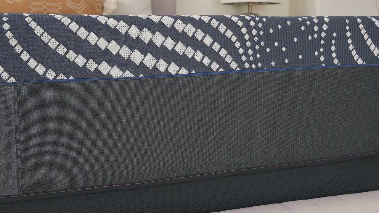 Sealy Hybrid Posturepedic Plus 21SE PLH5 Queen BRoll Styled Room Front 720p