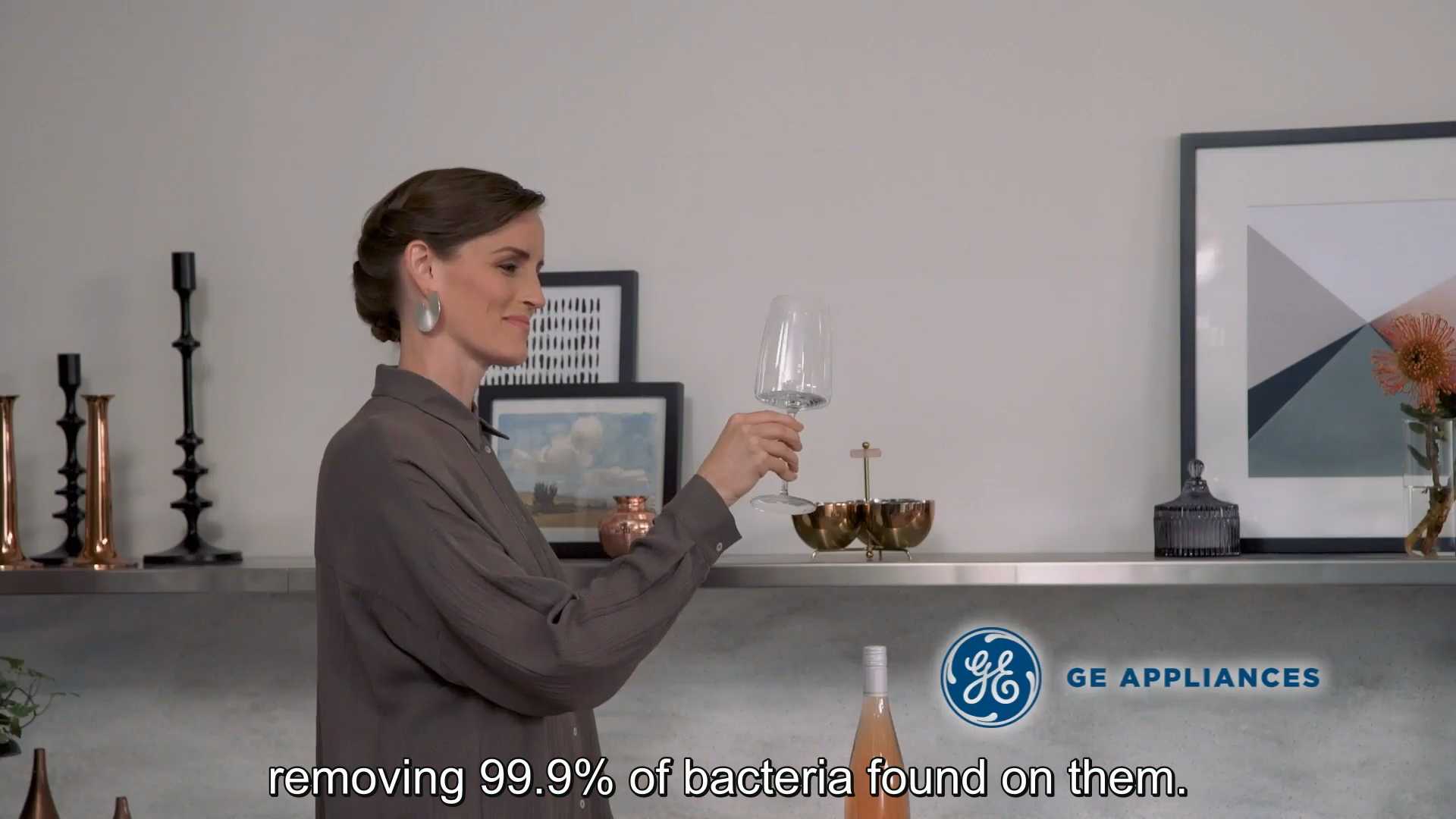 06f996de-6c57-4e2f-90d8-0601ca10d283.mp4